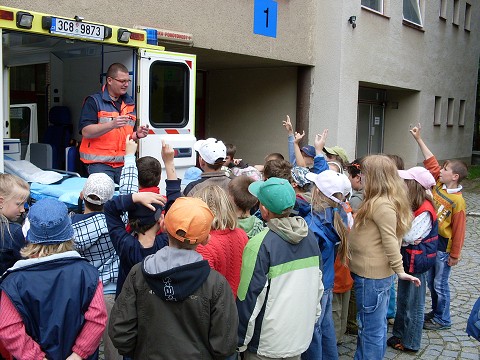 img00004.jpg